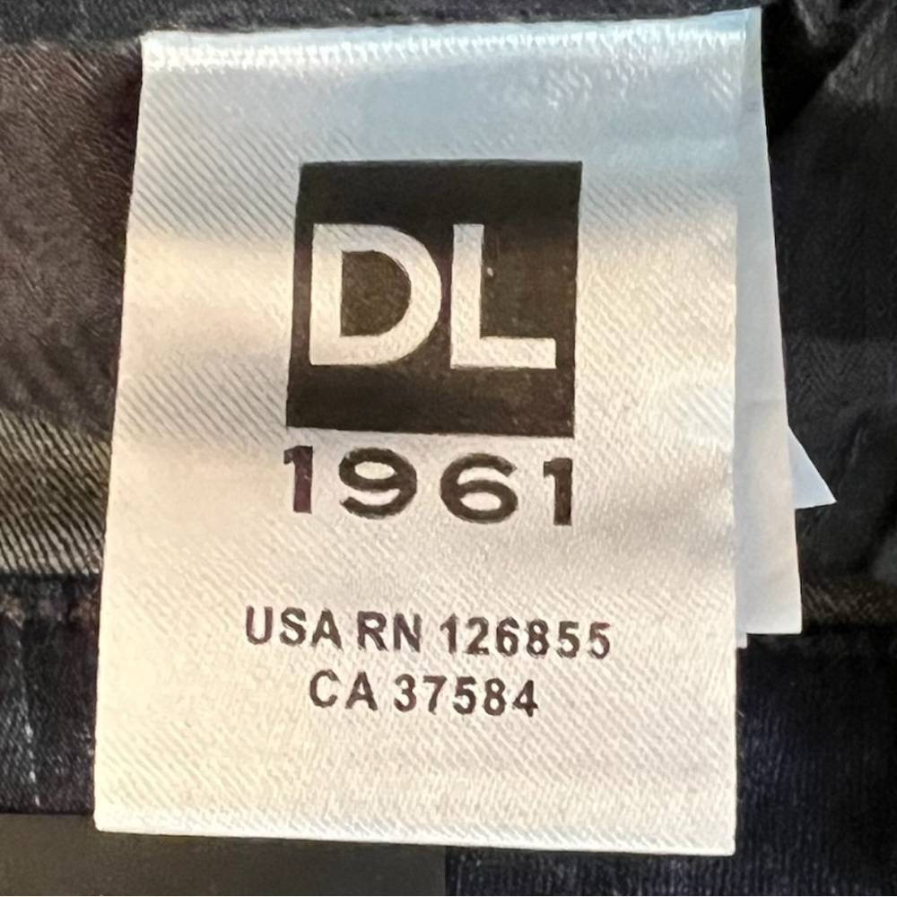 NWT DL1961 Mara Instasculpt Straight Jeans Yuma Dark Wash Size 24 - Picture 5 of 15